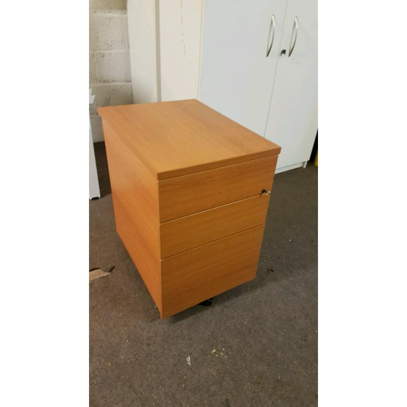 Lockable Cherry Wood Effect 3 Drawer Office Desk Pedestal