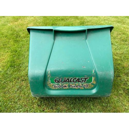 Qualcast Suffolk Punch 30 Grass Box