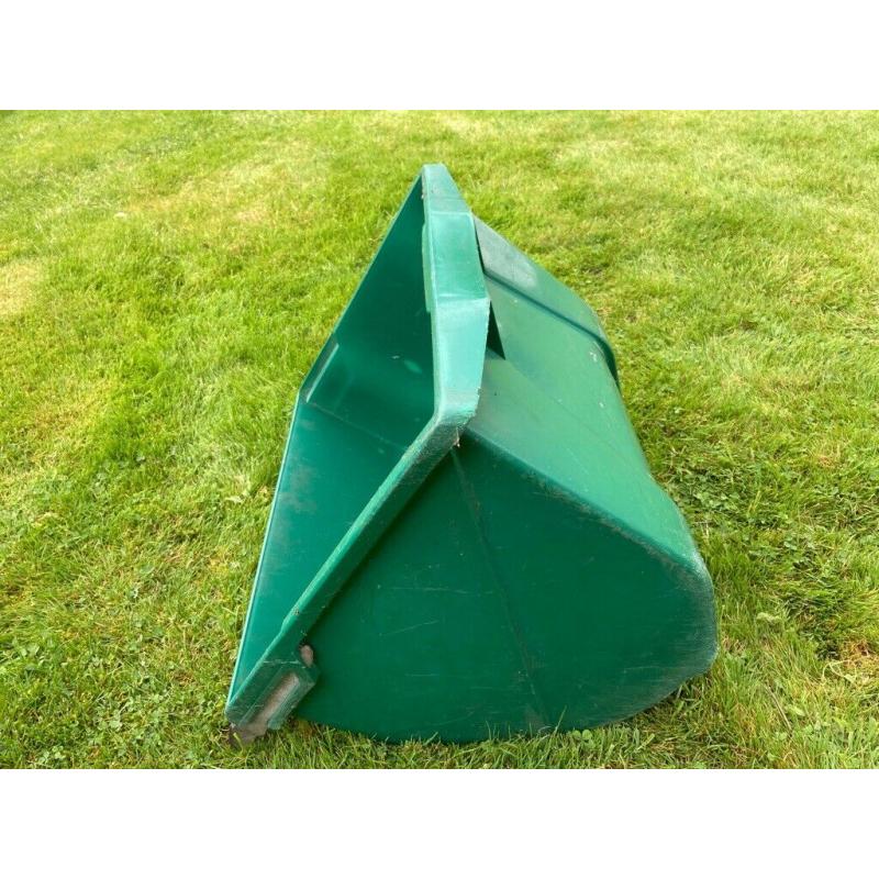 Qualcast Suffolk Punch 30 Grass Box
