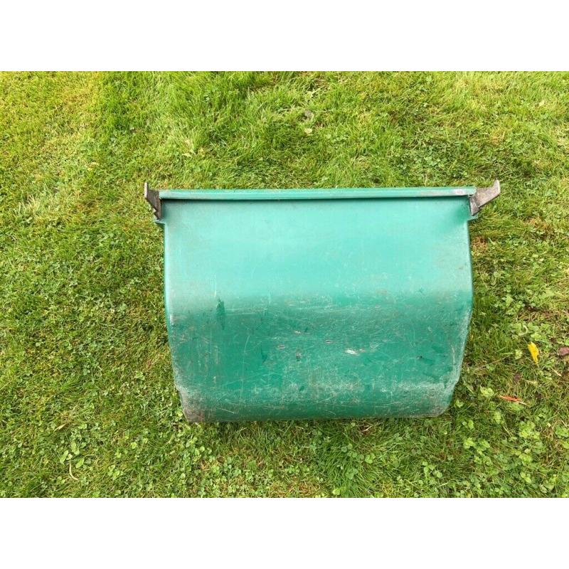 Qualcast Suffolk Punch 30 Grass Box
