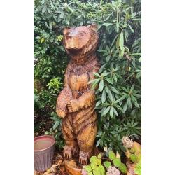 Wooden decorative bear carving