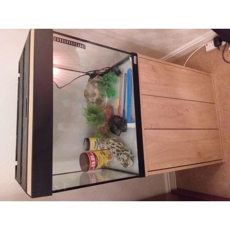 Fish tank and cabinet with accessories