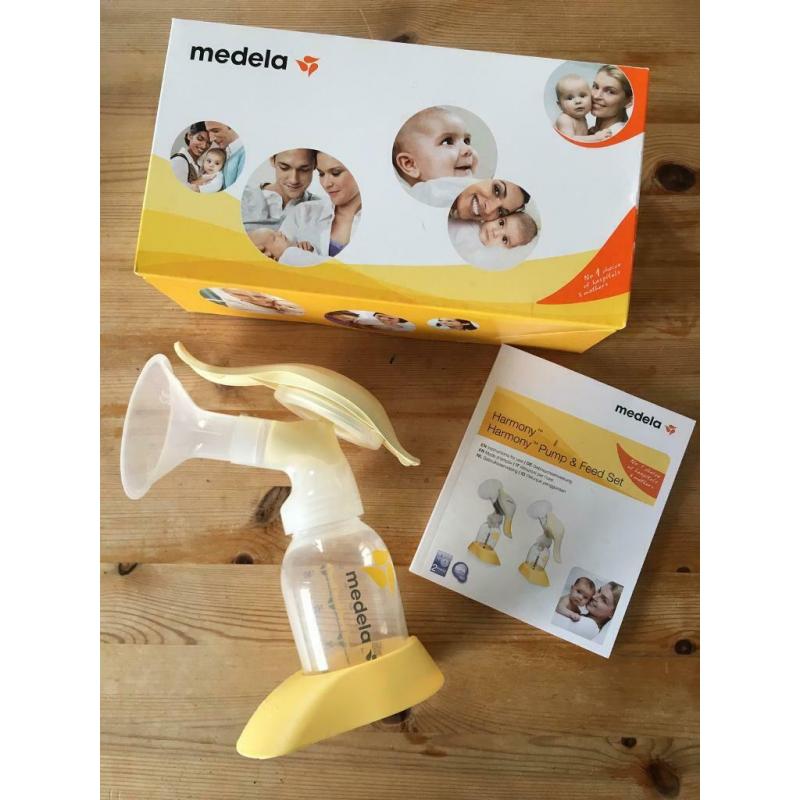 Double Medela Maxi Swing Breast Pump (+ additional extras)