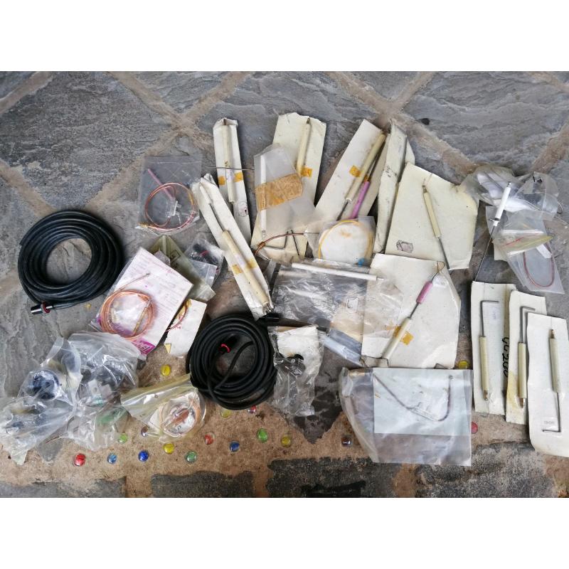 Industrial and Commercial Gas Boiler electrodes a. D assortment of Par