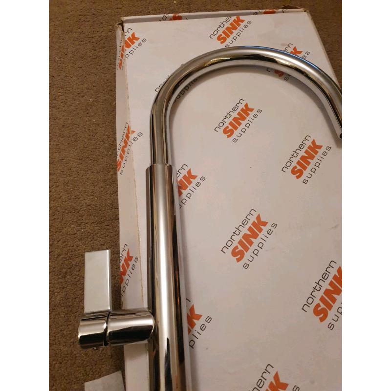 Northern sink tap
