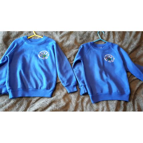 2 Spring Park Nursery jumper age 2 to 3 years old