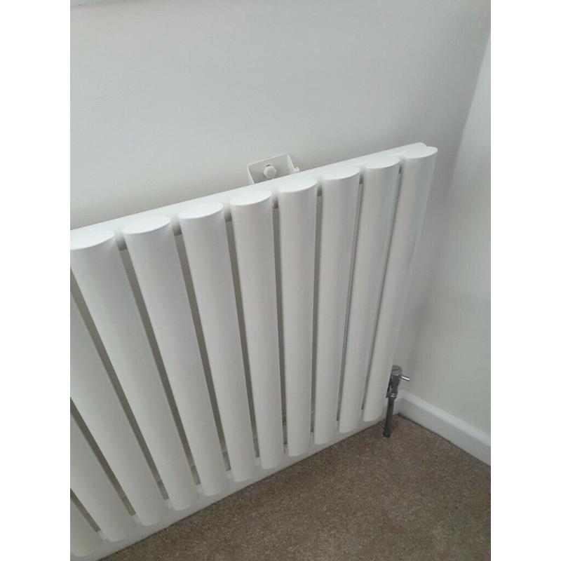 Milano Aruba designer Radiator 600 x 1180 White (single)