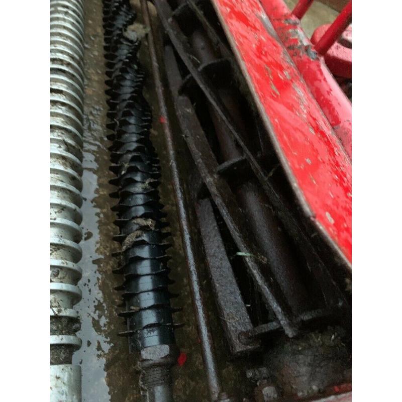 TORO GREENSMASTER 300 TRIPLE CYLINDER MOWER