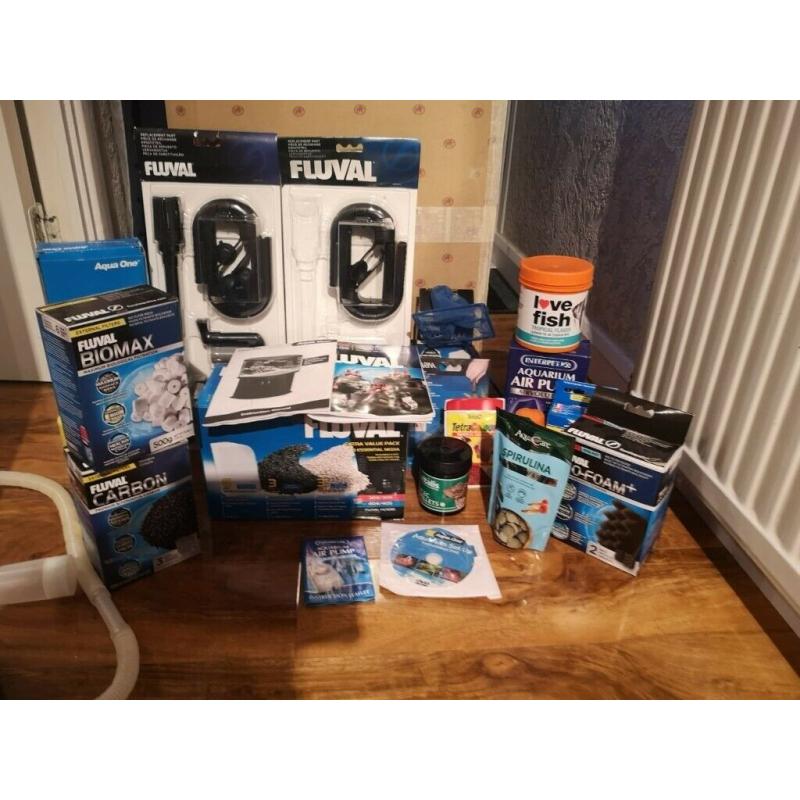 100L CORNER AQUARIUM FISH TANK WITH FILTER AND ACCESSORIES