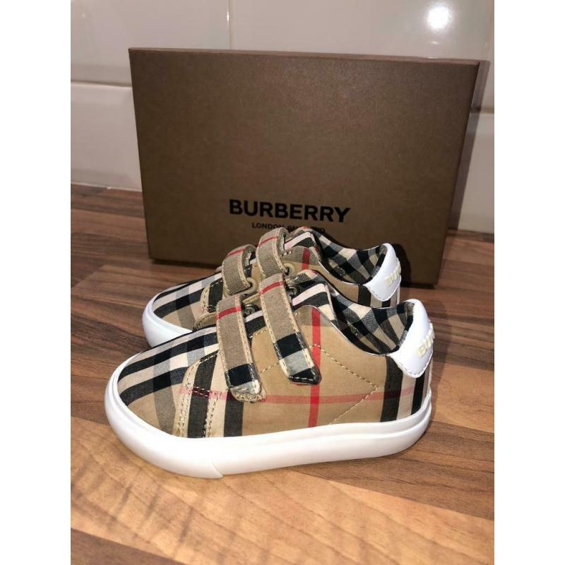 Baby Burberry Markham Check Print Canvas Trainers UK3 In Box