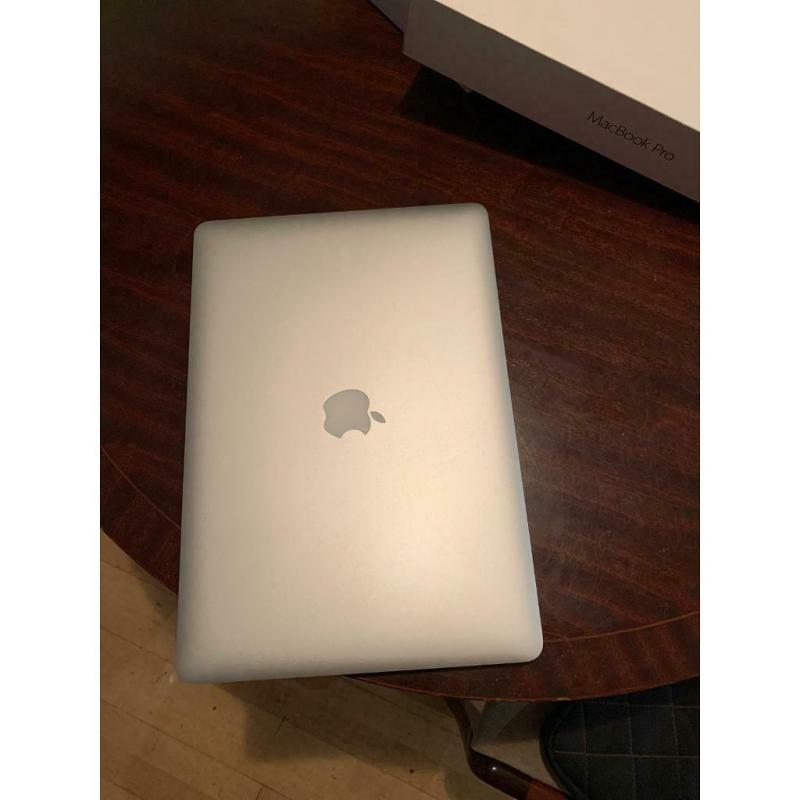 Apple MacBook Pro 2014 15-inch 2.2ghz