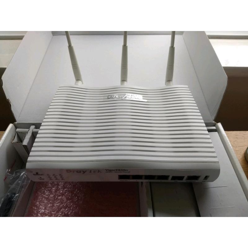 Draytek vigor 2830n ADSL2+ router