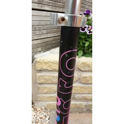 Pink and Black Micro Maxi Scooter
