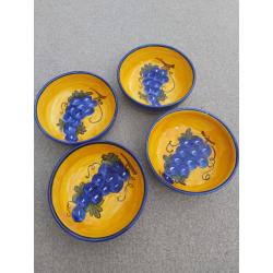 *FREE* Set of 4 bowls