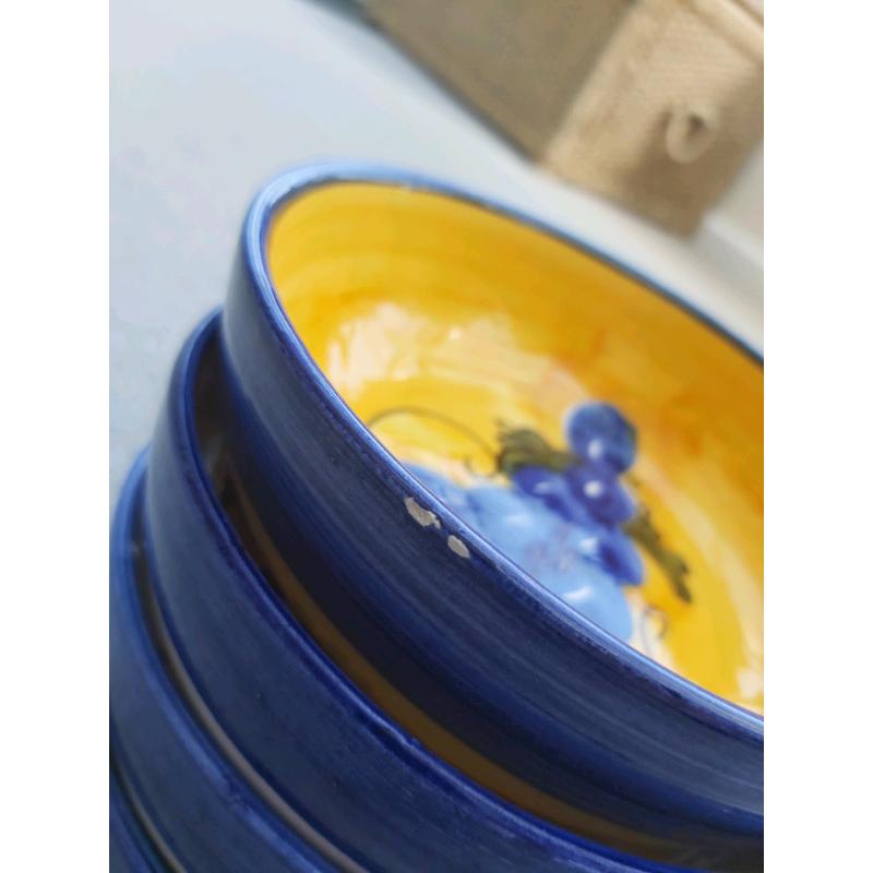 *FREE* Set of 4 bowls