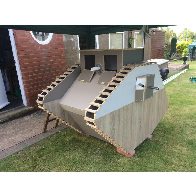 Nerf gun Playhouse climbing frame WW1 Mk1 Tank