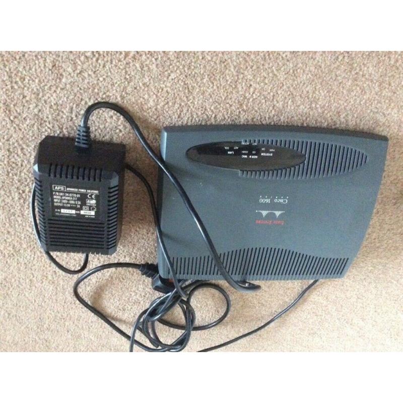 Cisco 1600 router with power supply unit