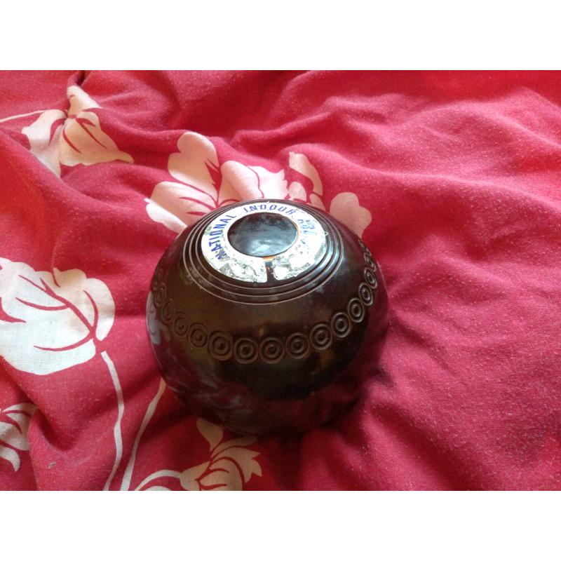 Thomas Taylor bowls Ltd size 5