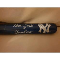 NY Yankees mini baseball bat