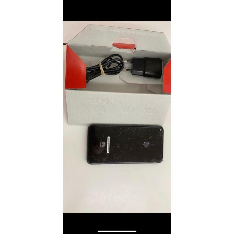 P8 lite