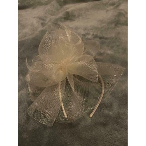 Cream Accessorize Fascinator