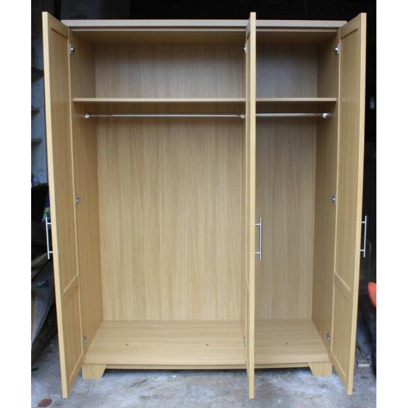 Caxton Light Oak effect bedroom furniture (wardrobe, drawer unit, bedside cabinets) ?180.00