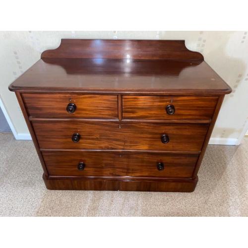 Victorian chest of drawers