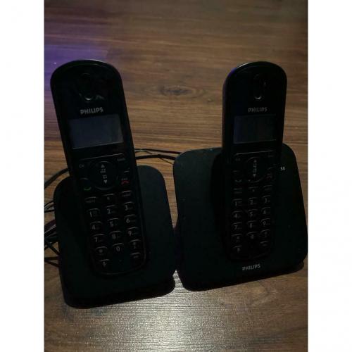Cordless Phone set and docking stations