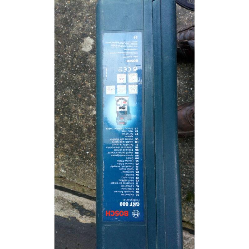 BOSCH GKF 600 ROUTER/TRIMMER 110V in Very GWC
