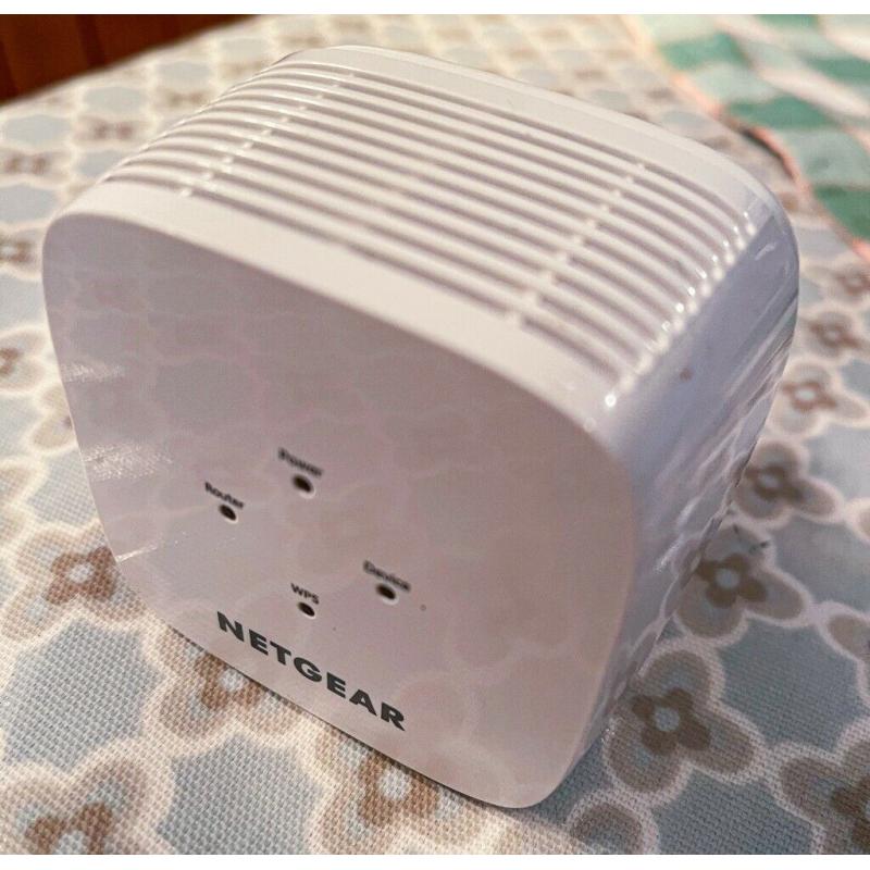Netgear Wifi Extender EX6110 (New but unboxed)