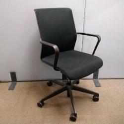 Senator Circo CR2, Black Mesh Office Chair, Height Adjustable, Armrests