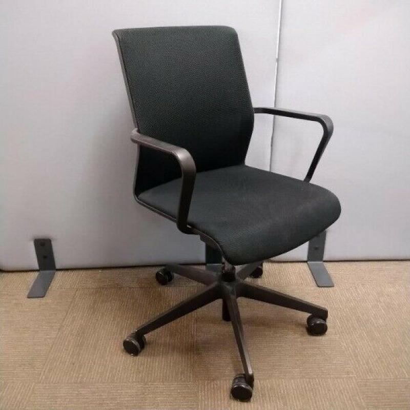 Senator Circo CR2, Black Mesh Office Chair, Height Adjustable, Armrests