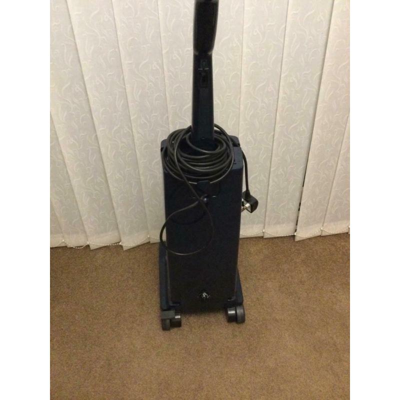 Hoover vacuum cleaner