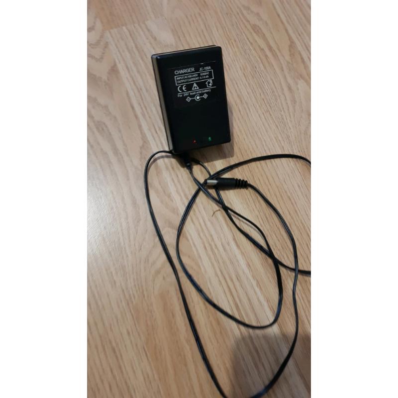 Electric scooter charger (24volt)