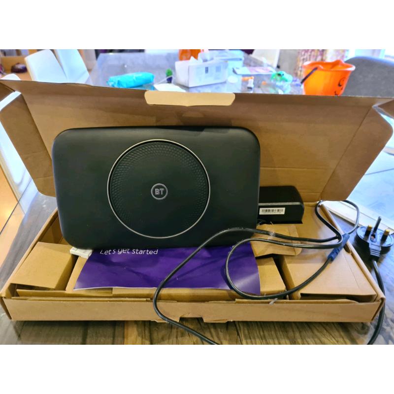 BT Smart Hub 2. Fibre broadband router Bnib. Rrp ?200