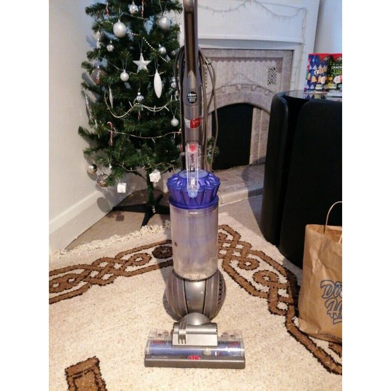 EXCELLENT DYSON DC41 BALL VACUUM CLEANER
