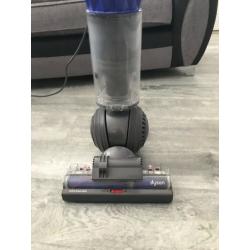 DYSON DC 40