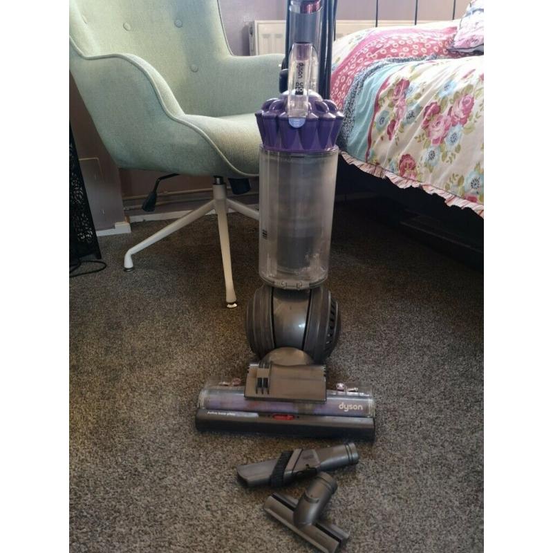 Dyson dc40 upright vacuum cleaner hoover