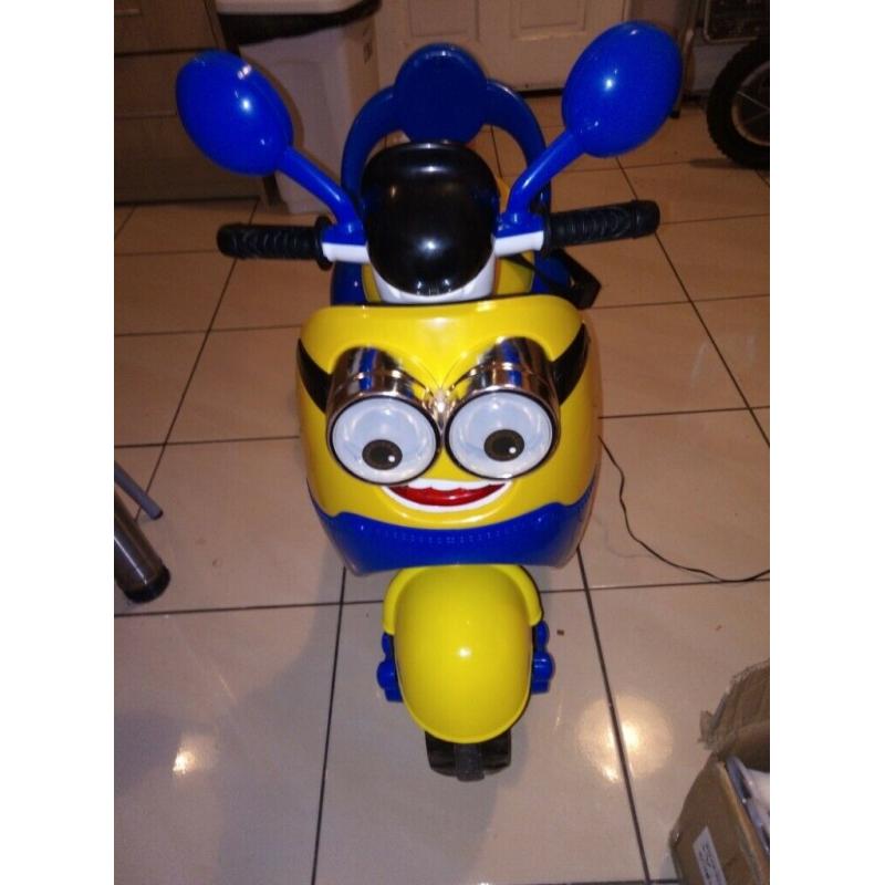 Minion scooter
