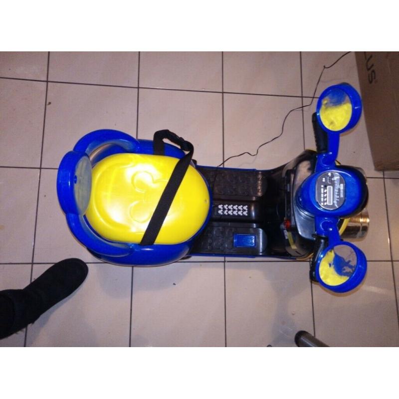 Minion scooter