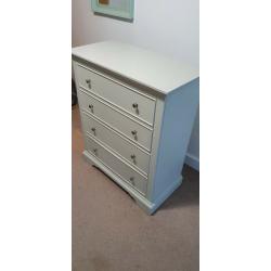Dunelm Charlotte 4 Drawer Chest of Drawers Good Condition