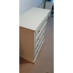 Dunelm Charlotte 4 Drawer Chest of Drawers Good Condition