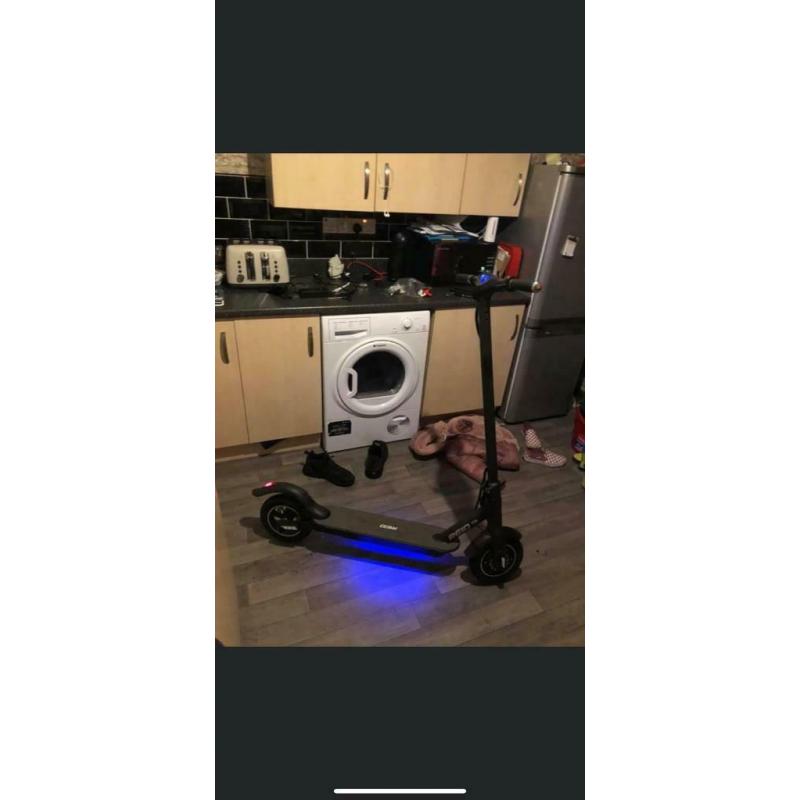 Electric scooter