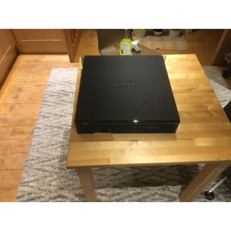 CISCO ROUTER 2951 - Great for CCNA CERTIFICATION STUDY networking home lab.
