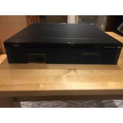 CISCO ROUTER 2951 - Great for CCNA CERTIFICATION STUDY networking home lab.