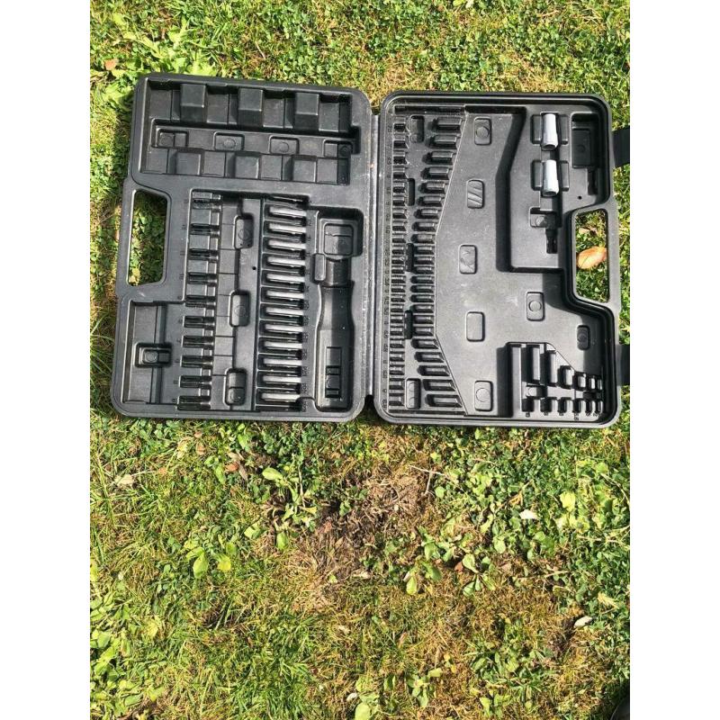 Drill bit box