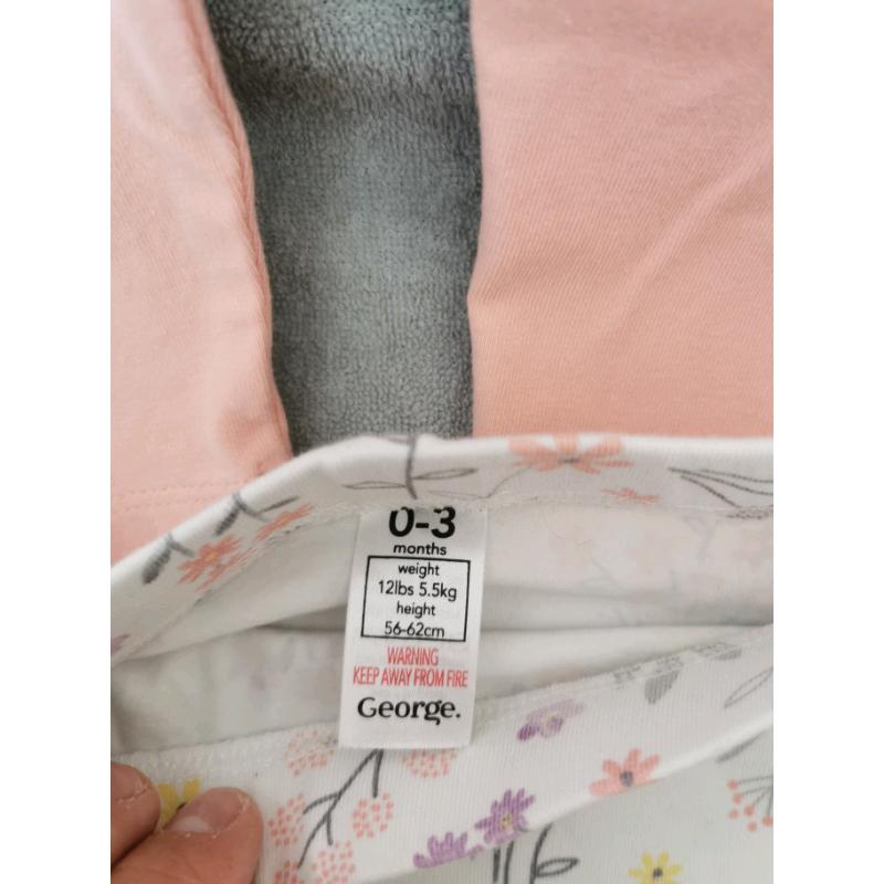 Baby girls leggings size 0-3 months