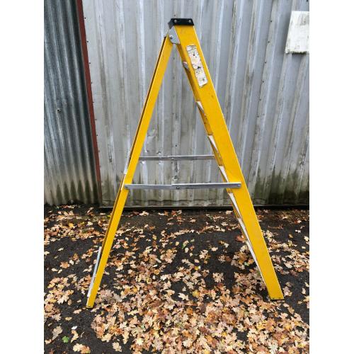 WICKS STEP LADDER (d) 6 TREAD 1.65m