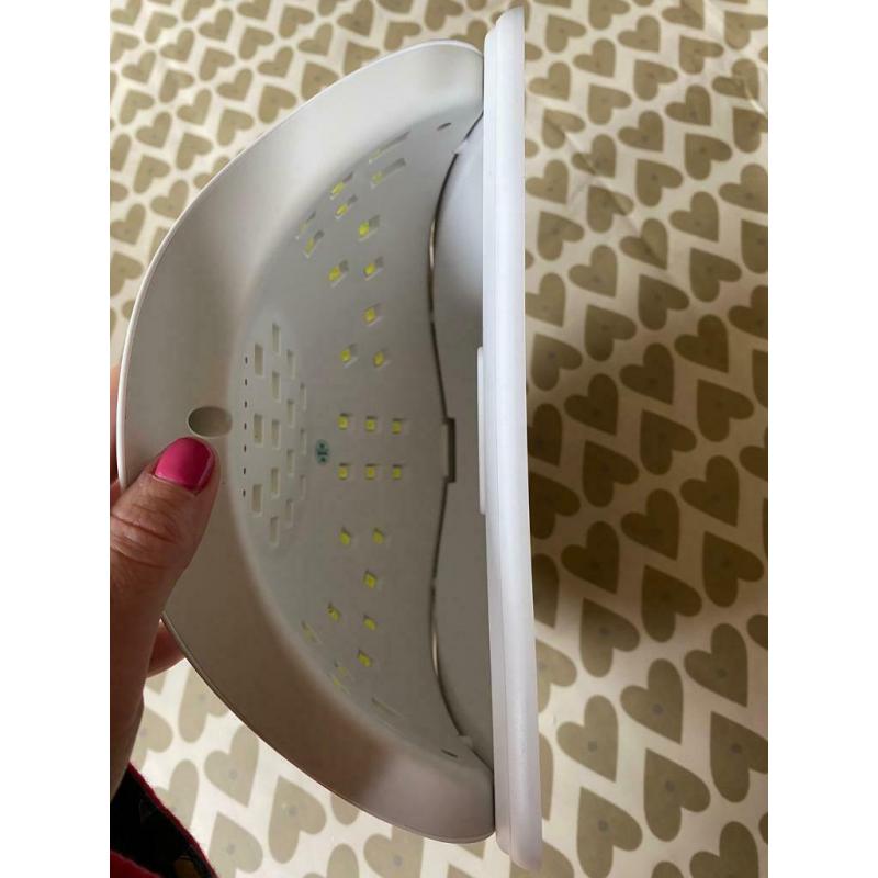Led nail lamp