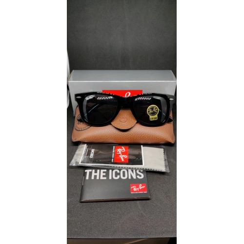 Ray-ban wayfarer sunglasses gloss black